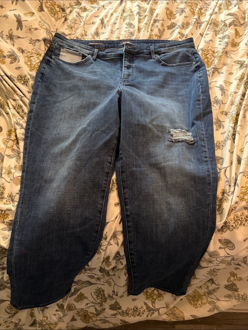 Nydj Classic Women's Dark Blue Distressed Jeans